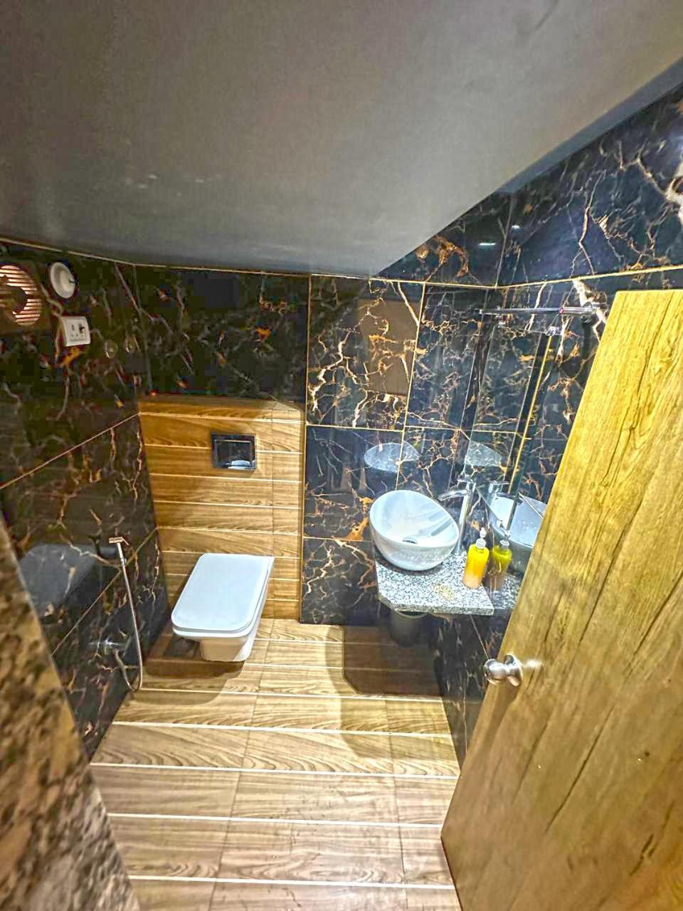 Hotel Mourya Residency Navi Mumbai Dış mekan fotoğraf